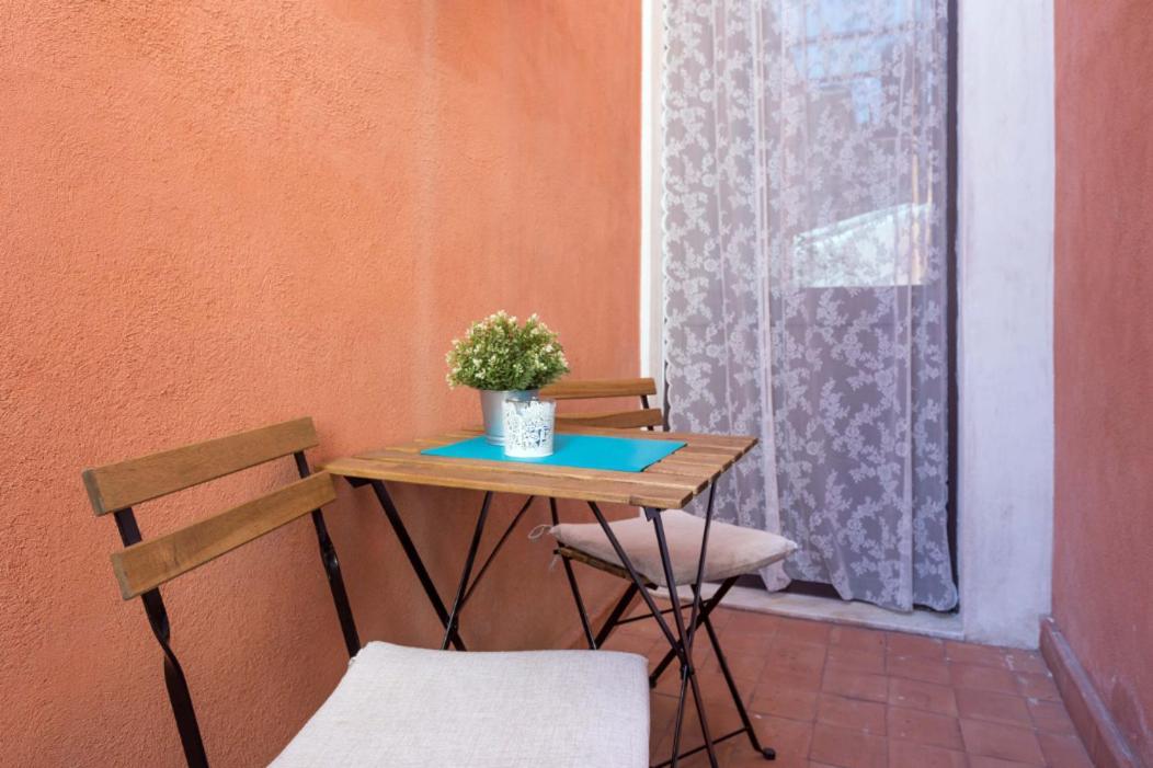 Centre Apartment Grotte Bianche 2 Catania Bagian luar foto