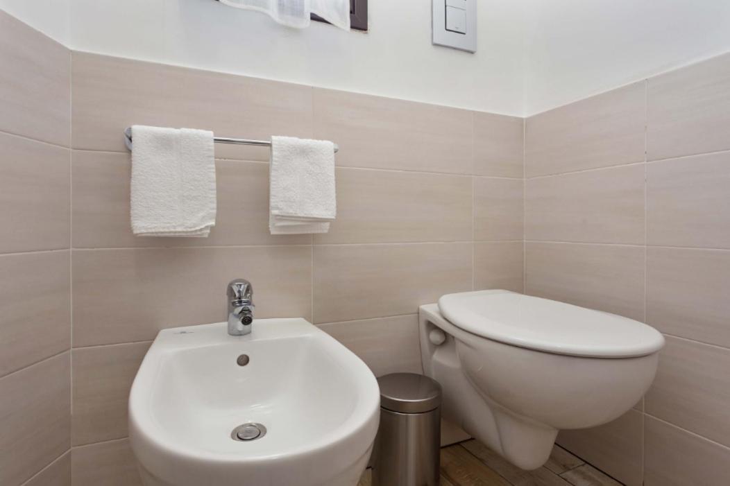 Centre Apartment Grotte Bianche 2 Catania Bagian luar foto
