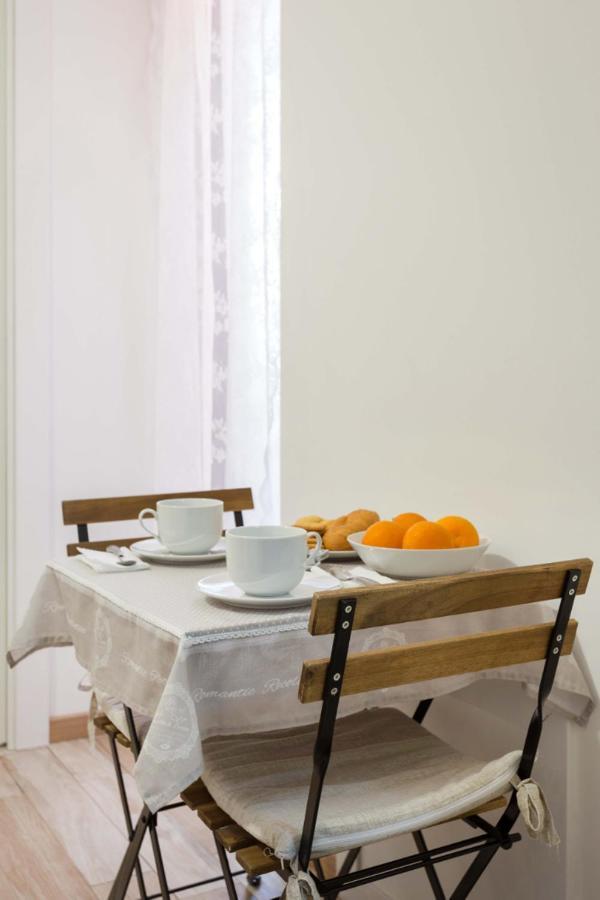 Centre Apartment Grotte Bianche 2 Catania Bagian luar foto